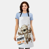 Schattige Mummie Modus Op Halloween Schort (Gedragen)