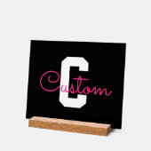 Schattige naam & monogram | Zwart Wit & Roze Acryl Bord (Hoek)