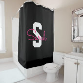 Schattige naam & monogram | Zwart Wit & Roze Douchegordijn (In situ)