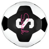 Schattige naam & monogram | Zwart Wit & Roze Voetbal (Gedraaid)