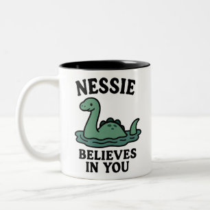 Schattige Nessie Loch Ness Monster Gelooft In Jou Tweekleurige Koffiemok