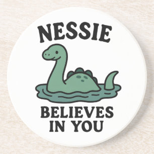 Schattige Nessie Loch Ness Monster Gelooft In Jou  Zandsteen Onderzetter
