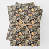 schattige oester schept parels getild inpakpapier vel (In situ)