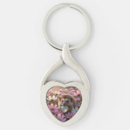 Schattige oktober egel met opalhart sleutelhanger