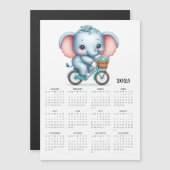 Schattige olifant op een fiets 2025 magneetkalende (Voorkant / Achterkant)