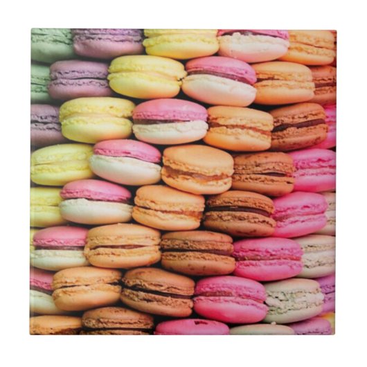 Schattige ondeugende kleurrijke Macaroons Tegeltje (Voorkant)