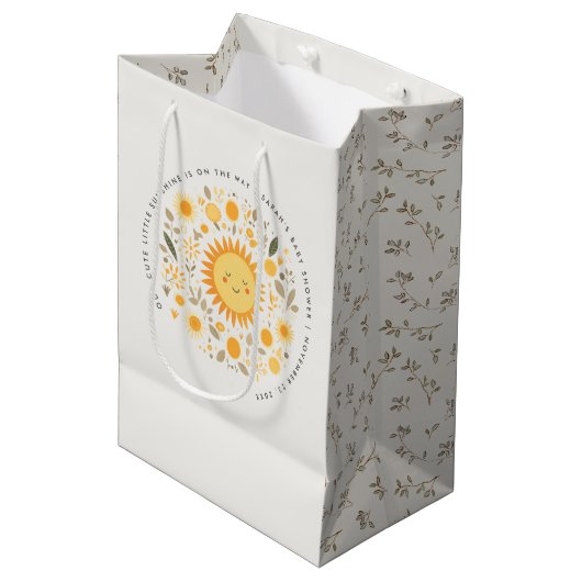 Schattige Onze Kleine Sunshine Boho Sun Baby showe Medium Cadeauzakje (Voorkant Gekanteld)