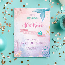 Schattige onze kleine zeemeermin meisje verjaardag