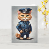 Schattige oranje tabby kat in politie-uniform wate kaart (Gele Bloem)
