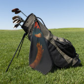 Schattige oranje tabby versus menselijke voet golfhanddoek (Groen)