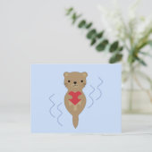 Schattige Otter Hugging a Heart Briefkaart (Staand voorkant)