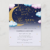 Schattige Over de Maan Gender Reveal Party Uitnodiging Briefkaart (Voorkant)