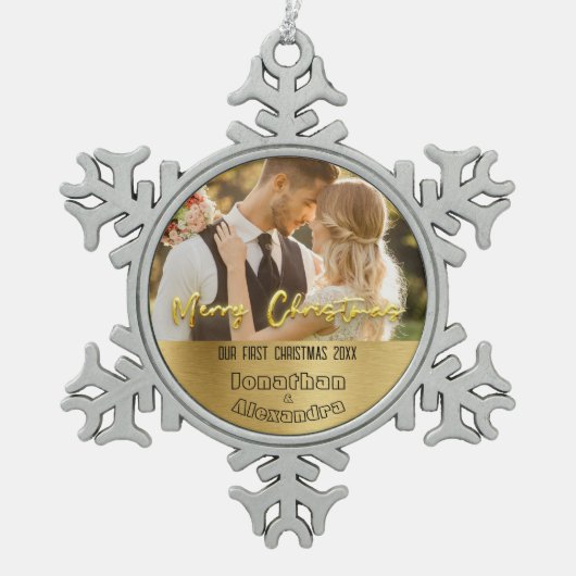 Schattige paar foto Eerste Kerstmis Luxe golden Tin Sneeuwvlok Ornament (Voorkant)