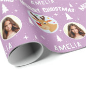 Schattige Paarse Rendier Kind Naam Foto Kerstmis Cadeaupapier (Rol Hoek)