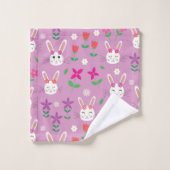 Schattige paashaas met bloemmotief op roze bad handdoek (Wasdoekje)