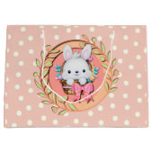 Schattige paashaas zitten in de mand groot cadeauzakje (Voorkant)