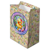 Schattige paaskuiken, bloemen en kleurrijke eieren medium cadeauzakje (Achterkant Gekanteld)