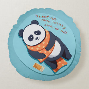schattige panda heeft ochtendtelefoontje nodig rond kussen