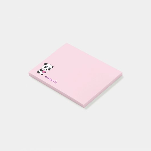 Schattige panda met een roze hart gepersonaliseerd post-it® notes (Schuin)