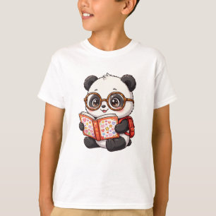 Schattige Panda-student Leest Hartjesboek T-shirt