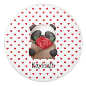 Schattige pandabeer met envelop met een roos   keramische knop (Voorkant)