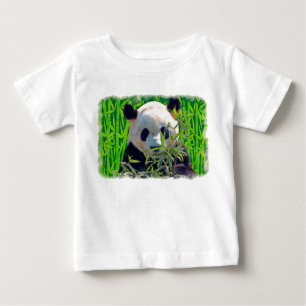 Schattige Pandabeer met smakelijke bamboe bladeren