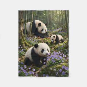 Schattige panda's in een betoverd groen bos natuur fleece deken