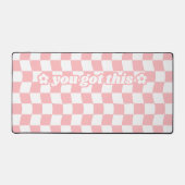 Schattige Pastel Roze Wit Checkerboard Patroon Slo Bureaumat (Voorkant)