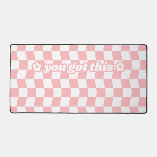 Schattige Pastel Roze Wit Checkerboard Patroon Slo Bureaumat (Voorkant)