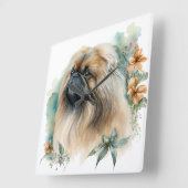 SCHATTIGE PEKINGESE HOND MET WILDE BLOEMEN VIERKANTE KLOK (Hoek)