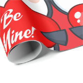 Schattige Penguin Holding Be Mine Heart Cadeaupapier (Rol Hoek)