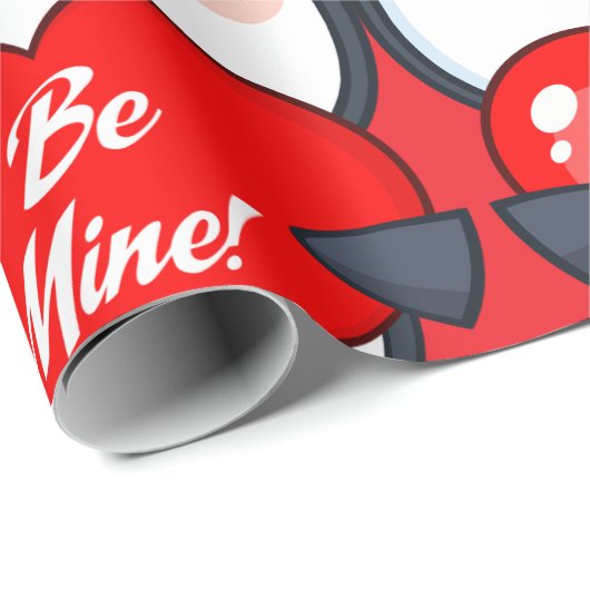 Schattige Penguin Holding Be Mine Heart Cadeaupapier (Rol Hoek)