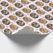 Schattige Pet Photo Collage Roze Paw Prints Cadeaupapier (Hoek)