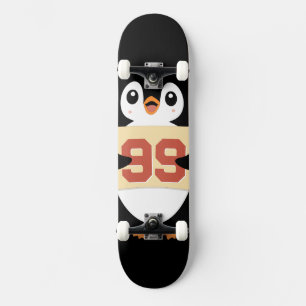 Schattige pinguïn met een bordje persoonlijk skateboard