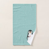 Schattige pinguïn met een hart op turquoise bad handdoek (Handdoek)