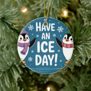 Schattige Pinguïns IJsschaatsen Cartoon, Heb een I Keramisch Ornament