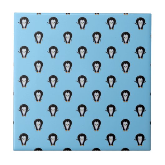 Schattige Pinguïns over Winterblauw Tegeltje (Voorkant)