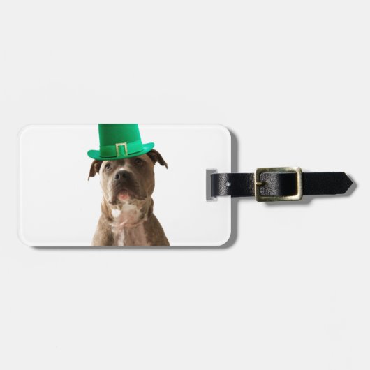 Schattige Pit Bull Dog Pet St. Patrick's Day Bagagelabel (Voorkant horizontaal)