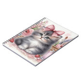 SCHATTIGE PLUIZIG KITTEN MET BOGEN EN BLOEMEN NOTITIEBOEK (Linkerzijde)