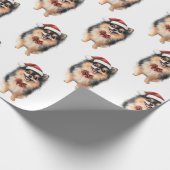 Schattige Pomeranian met Kerstmuts Cadeaupapier (Hoek)