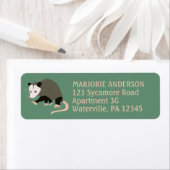 Schattige Possum Illustratie Groen Retouradres Etiket (Insitu)