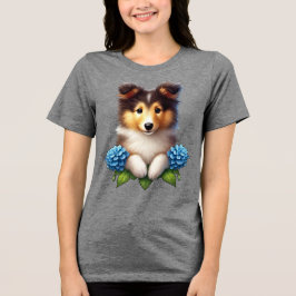 Schattige pup met blauwe bloemen Tri-Blend shirt