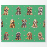 Schattige Puppies 2 Kerstvakantie op Groen Cadeaupapier<br><div class="desc">Schattigee puppies op vakantieinpakpapier zullen iedereen vermaken en verrukken die je het cadeau geeft! Schattig, kwaliteit inpakpapier zal uw favoriet zijn. Prettige feestdagen Zoek naar al onze vakantie puppy producten in onze Collecties, Hondenras Ornamenten, en Vakantie Wraps en Accessoires. Bovendien helpen alle producten met een dierthema die worden verkocht in...</div>