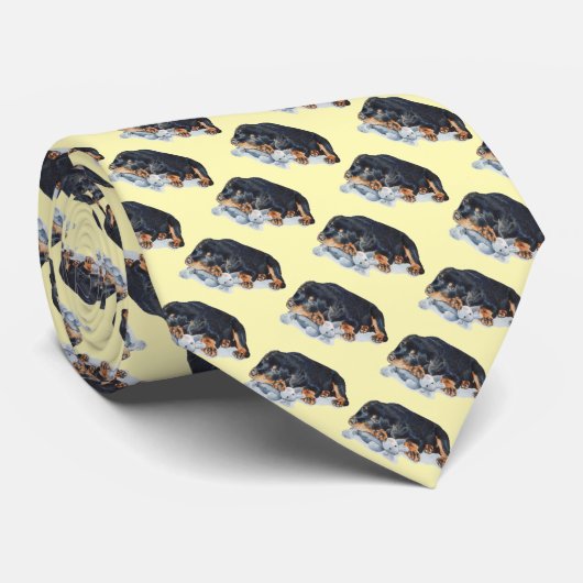 schattige puppy die teddy hond rottweiler stropdas (Opgerold)