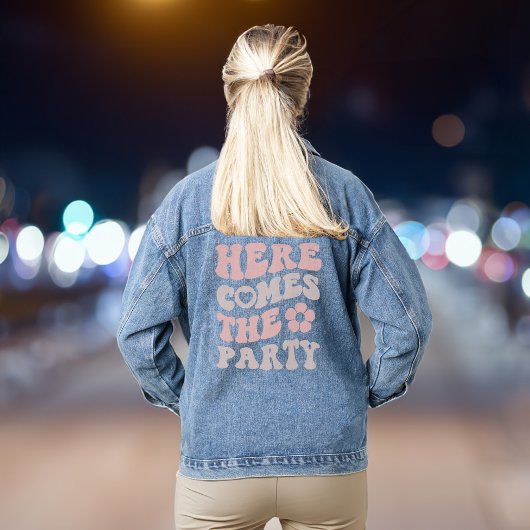 Schattige Retro Script Bachelorette Party Denim Jacket