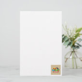 Schattige Robin en de vier kleurrijke geschenken Briefpapier (Staand voorkant)