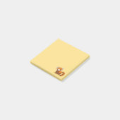Schattige rode panda op geel post-it® notes (Schuin)