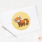 Schattige rode panda op geel ronde sticker (Envelop)