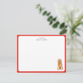 Schattige rode rand Golden Doodle Kerst bedankt (Staand voorkant)