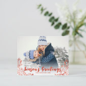 Schattige Rode Script Foto Winterloof Kerstmis Briefkaart (Staand voorkant)